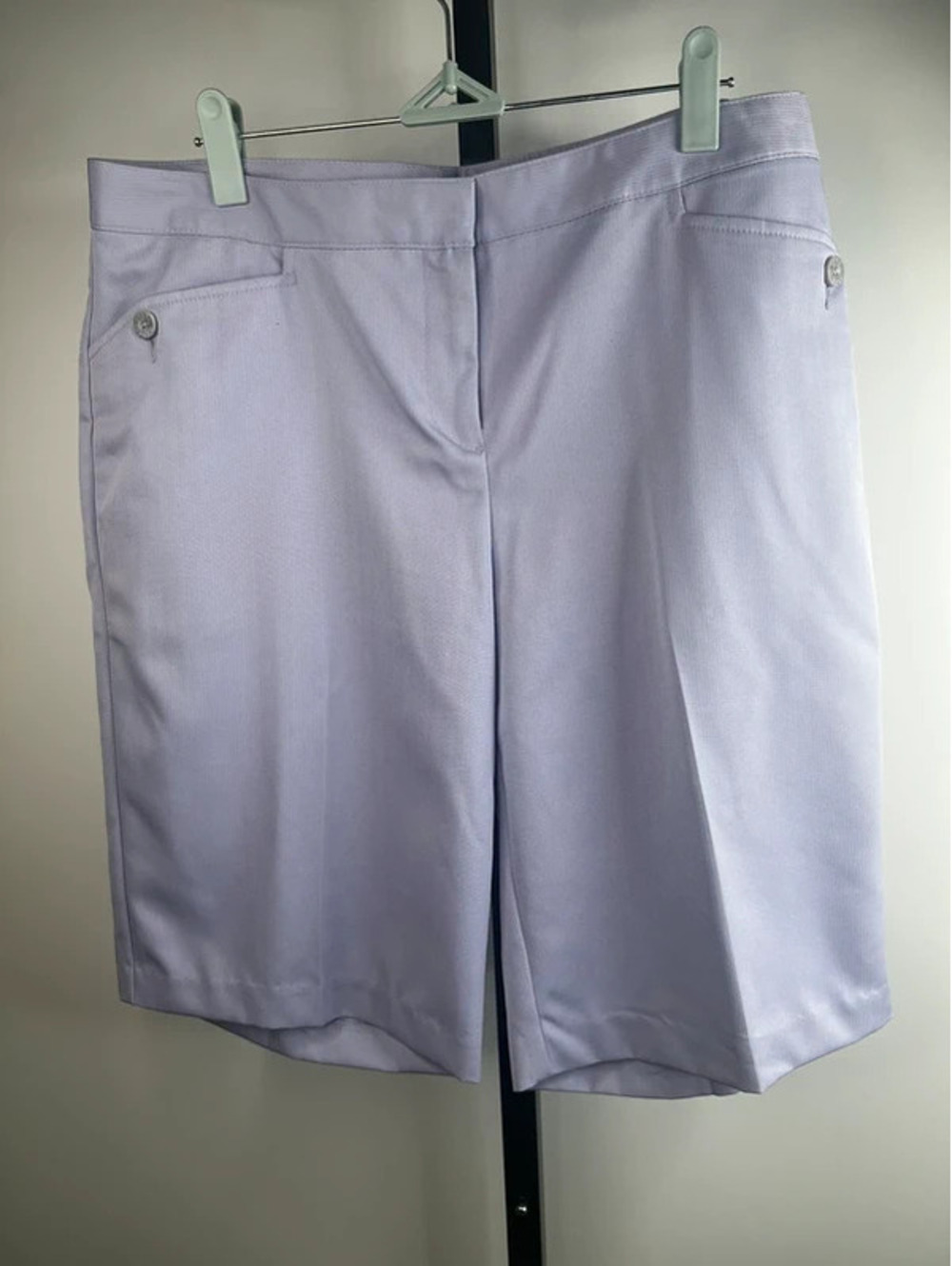Izod Women’s Golf Shorts Size 10
